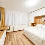 Alti Modern & Comfort - Free Garage Parking Lejlighed Tuzla