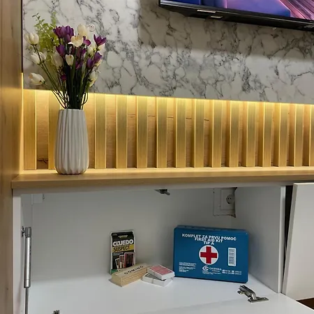 Alti Modern & Comfort - Free Garage Parking Apartmán