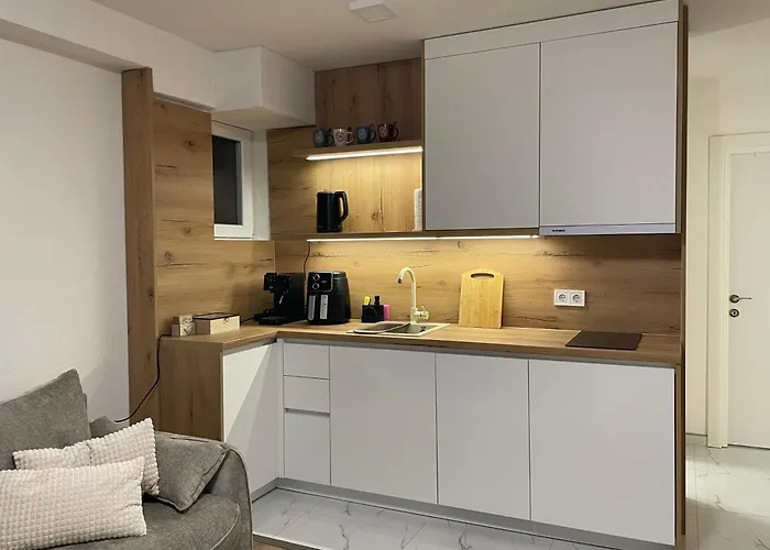 Daire Alti Modern & Comfort - Free Garage Parking Tuzla